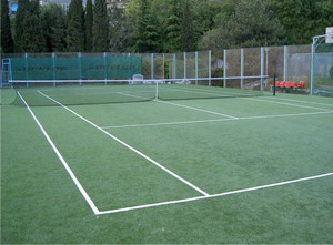 Строительство теннисных кортов: полная комплектация оборудованием